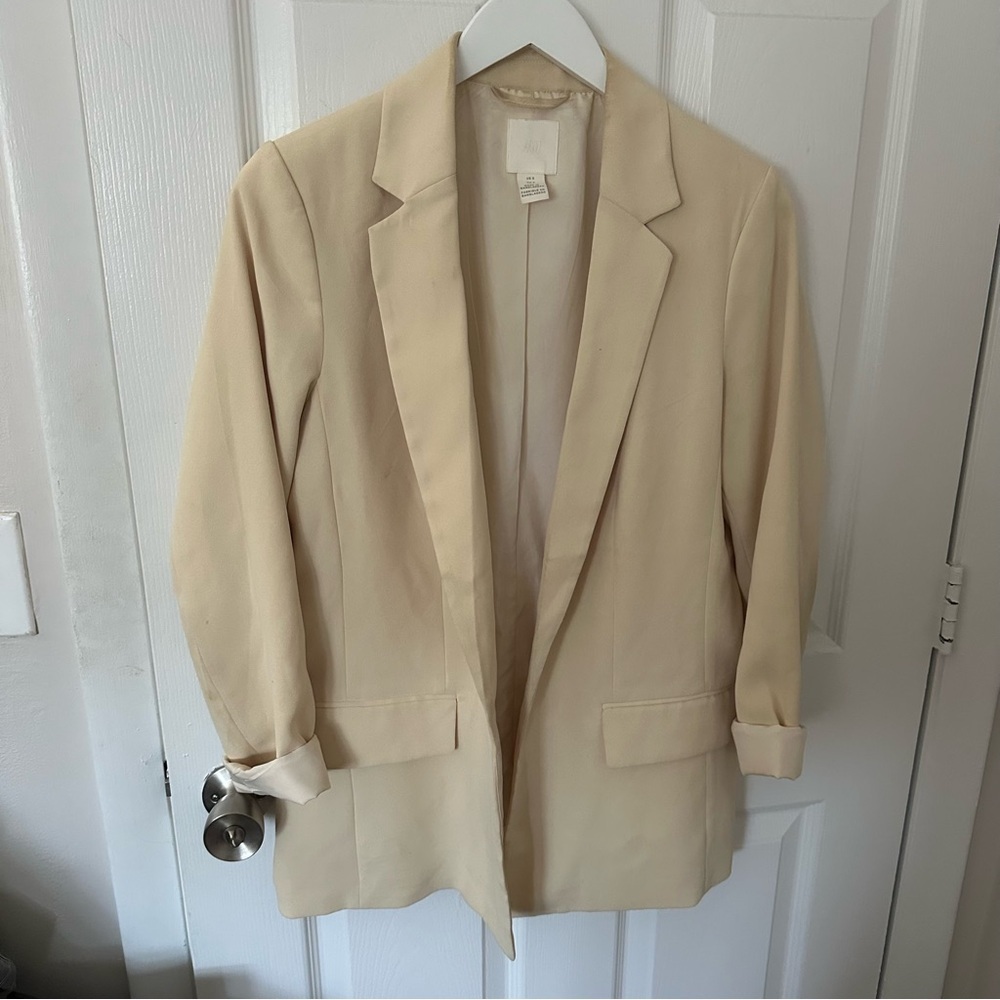 Light Yellow Blazer
